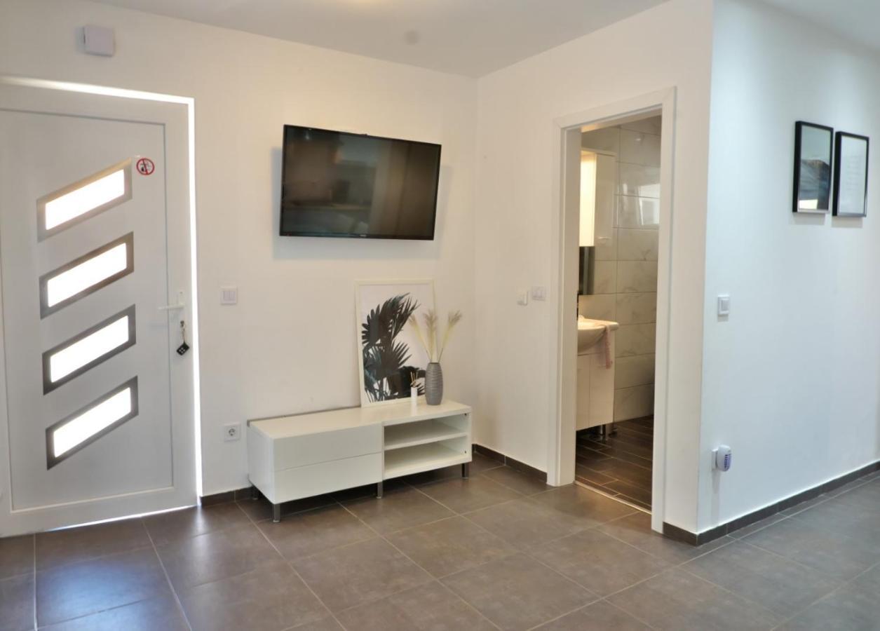 באניולה Villa Miskovic מראה חיצוני תמונה
